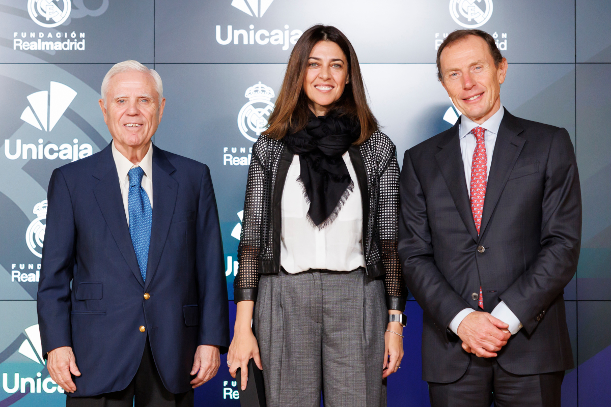 Unicaja y la Fundación Real Madrid renuevan su acuerdo de colaboración