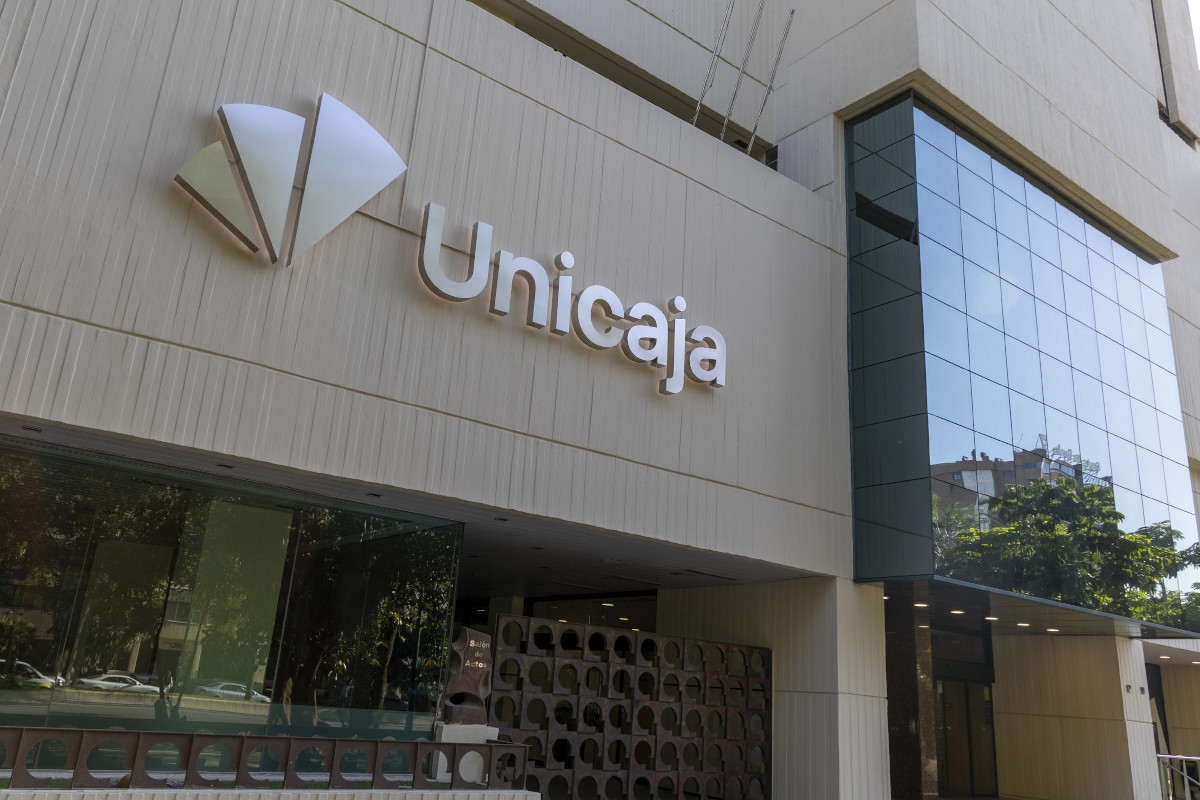 Unicaja incrementa su beneficio un 58% hasta los 451 millones de euros a cierre del tercer trimestre